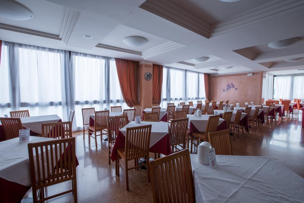 Hotel Garda Affi Extérieur photo